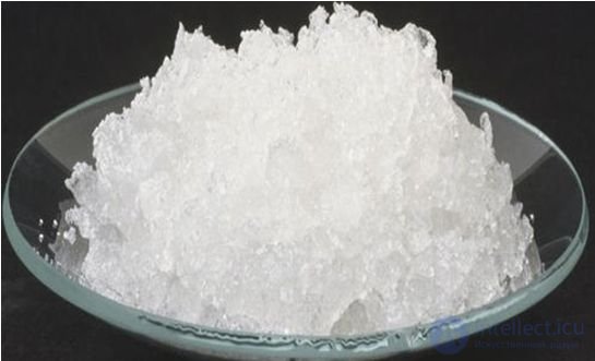 Chapter V. CHEMISTRY OF SOLUTIONS 5.23. Dissolution as a Physicochemical Process