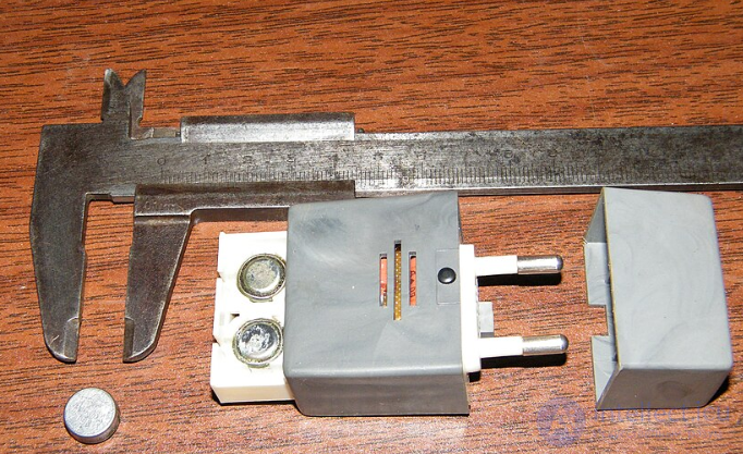 Nickel cadmium battery