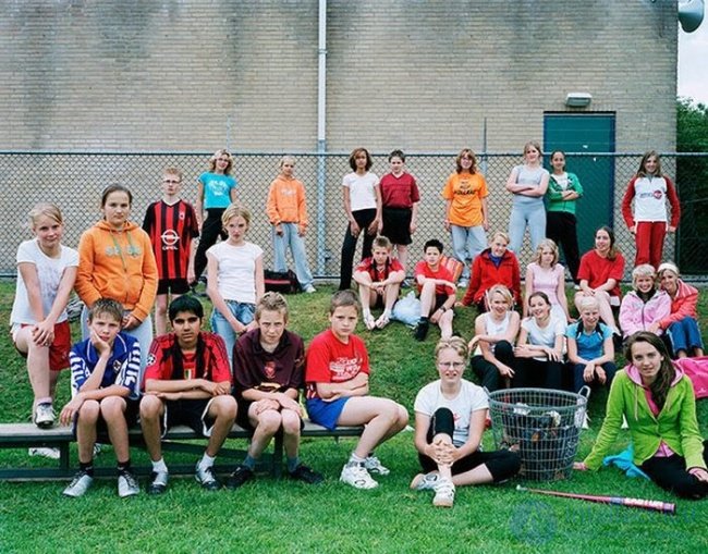   Portrait of world school students  education in different countries 