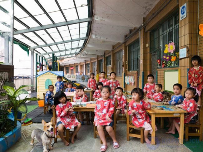   Portrait of world school students  education in different countries 