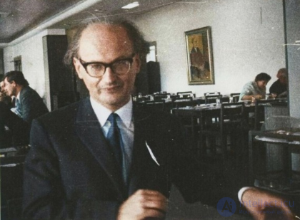 Currents of Modern Western Philosophy: Postpositivism, Positivism, Neopositivism, and Others