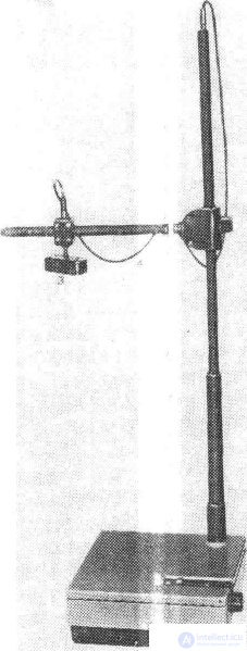 Therapeutic effects of physical fields. Devices and methods of exposure to a constant electric field (galvanization, medicinal electrophoresis, franklinization)