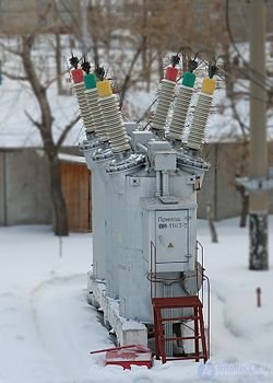 Types of Switching Devices: Voltage Monitoring Relays, Load Break Switches, Residual Current Devices