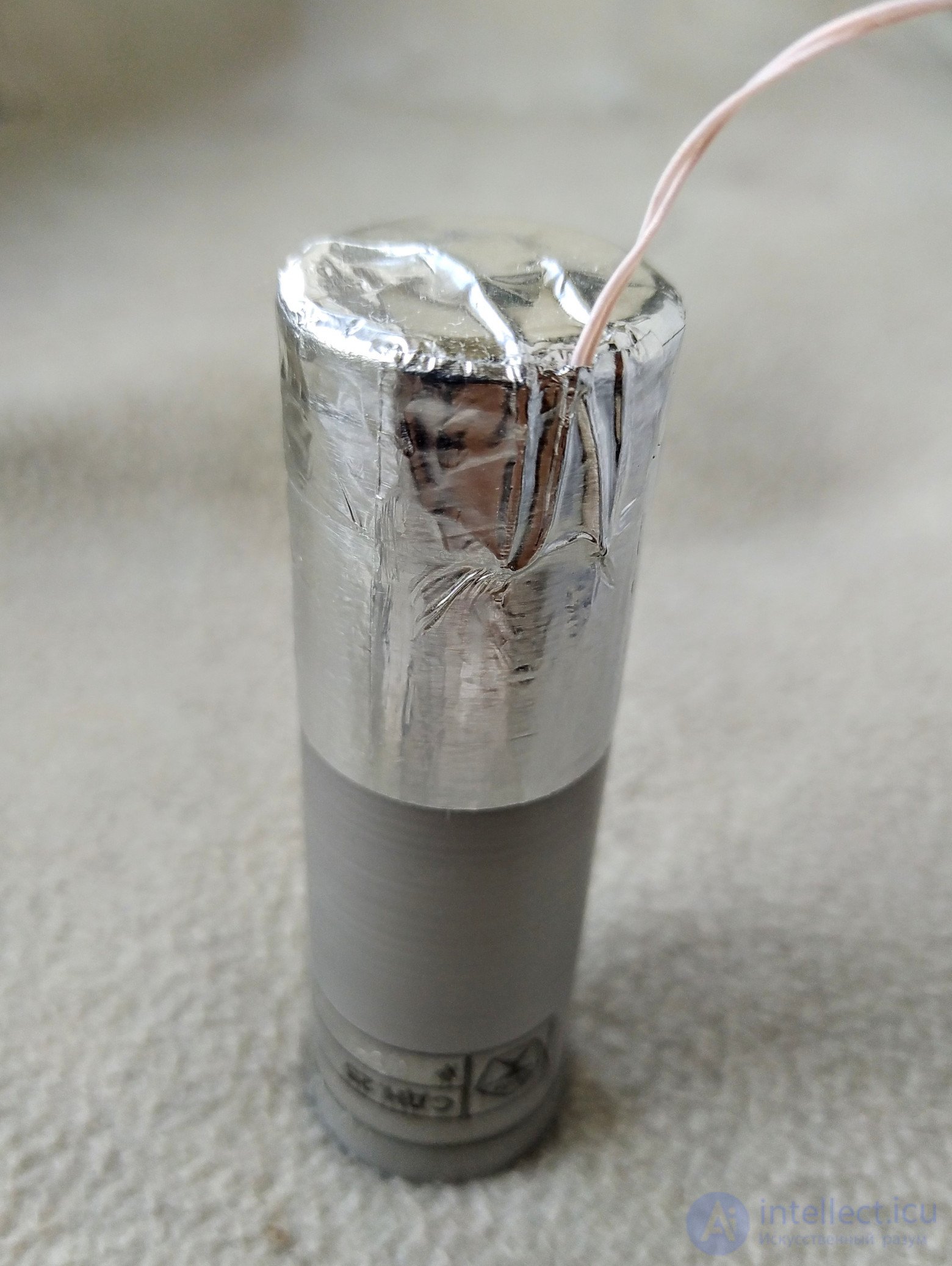 Particle Detectors: Elementary Particle Detectors, Ionizing Radiation Detectors, Scintillation Counters