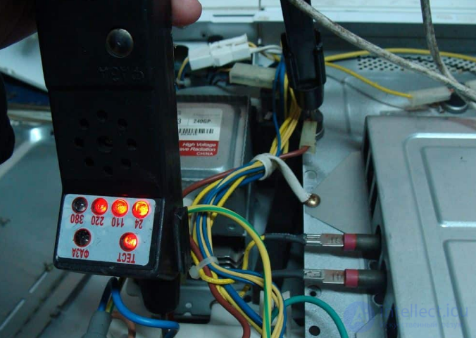 Microwave Oven Repair: Algorithm and Example of Fault Finding