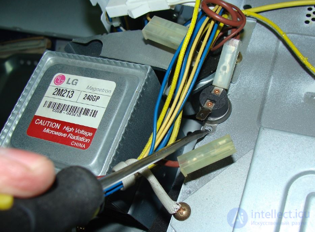 Microwave Oven Repair: Algorithm and Example of Fault Finding