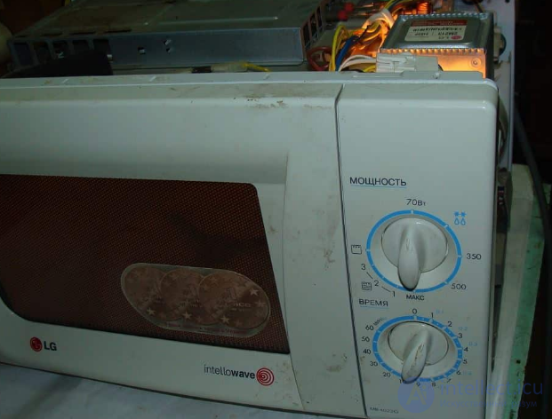 Microwave Oven Repair: Algorithm and Example of Fault Finding