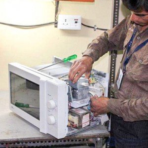 Microwave Oven Repair: Algorithm and Example of Fault Finding